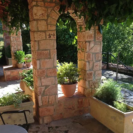 Aphrodite's 4* Калаврита