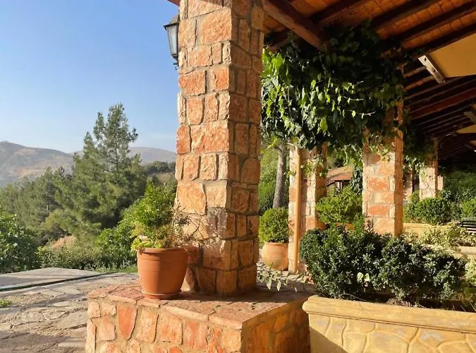 Отель Aphrodite's 4*