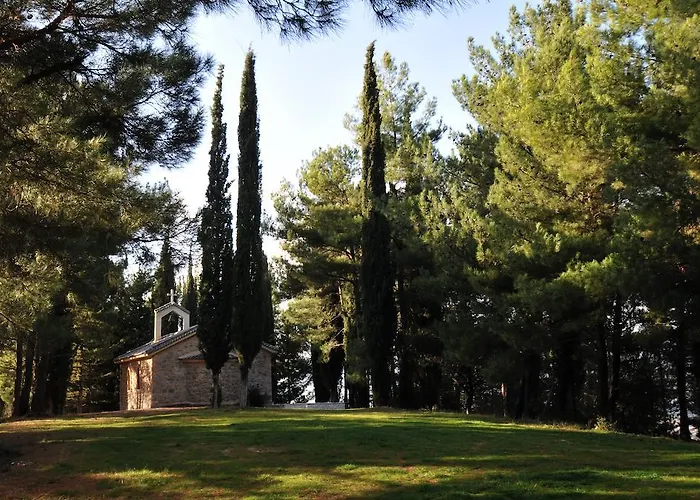 Отель Aphrodite's Калаврита